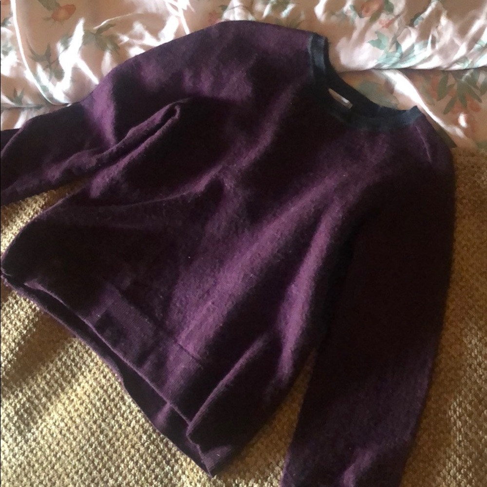 Cropped wool sweater